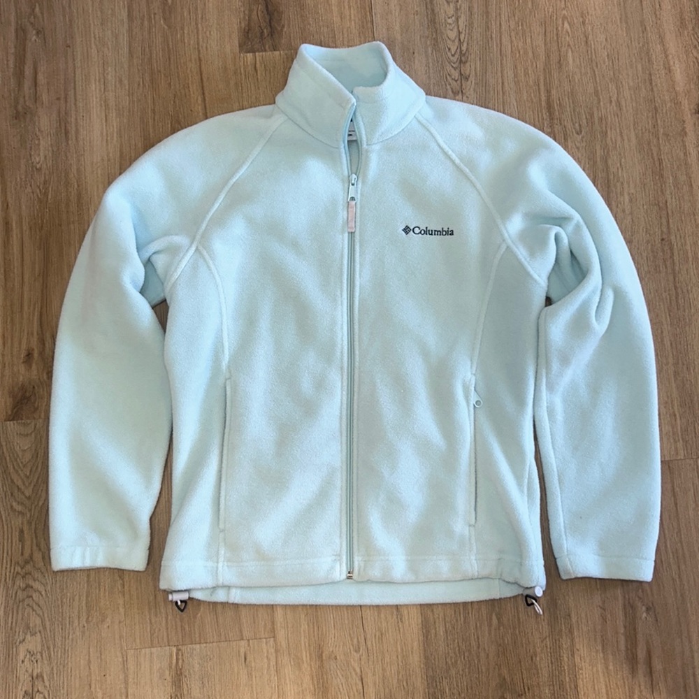Columbia baby blue fleece long sleeve jacket/coat. Full front zip & cord cinch
